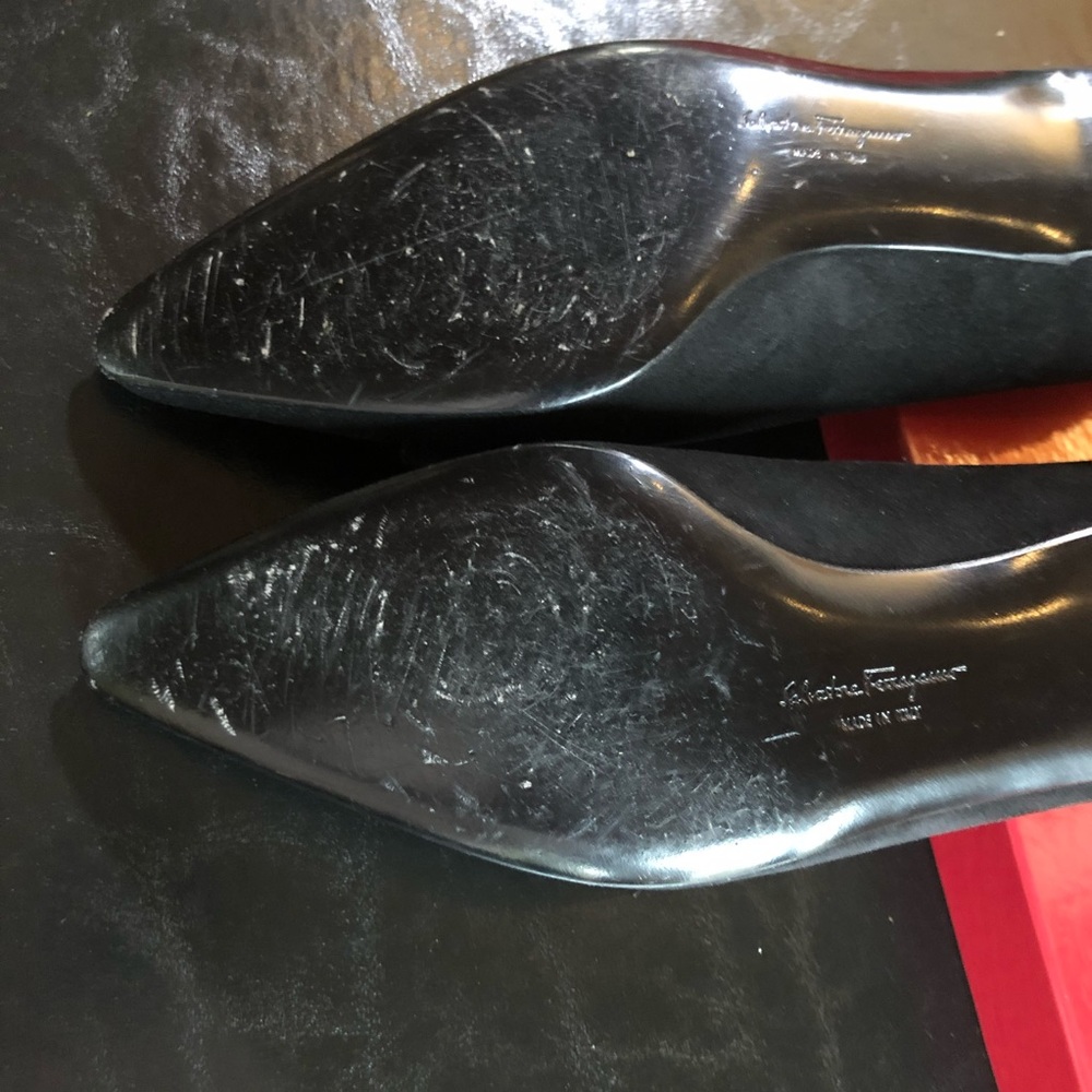 Salvatore Ferragamo Guya Espresso Calf in Black Suede Size 7 1/2 B - Picture 13 of 14